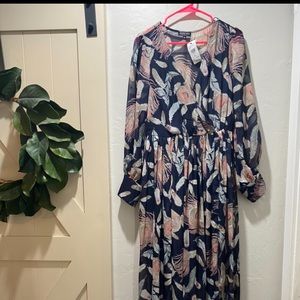 Fashion Nova brand new dress size xl feather sheer